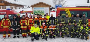 Katastrophenhilfe der Feuerwehren Hitzhofen-Oberzell und Hofstetten in Reit im Winkel